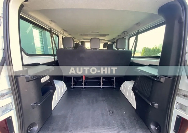 Renault Trafic cena 77900 przebieg: 165700, rok produkcji 2018 z Swarzędz małe 352